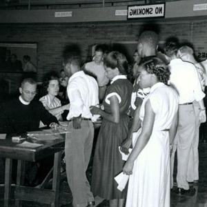 Father Claude Heithaus, S.J., (seated) meets with 博彩网址大全's newest students. (1944)